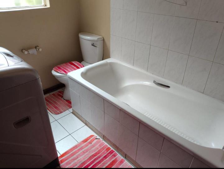 2 Bedroom Property for Sale in Langenhovenpark Free State